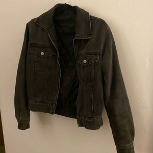 Insulated black cropped Jean jacket